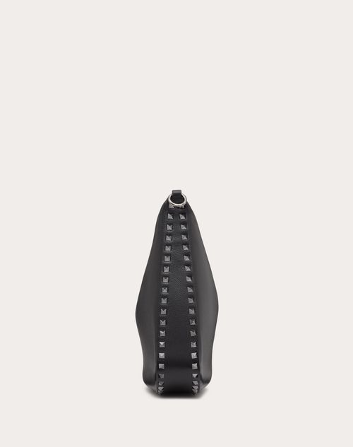 Valentino BOLSO HOBO ROCKSTUD DE CUERO GRANEADO DE BECERRO Envío gratis