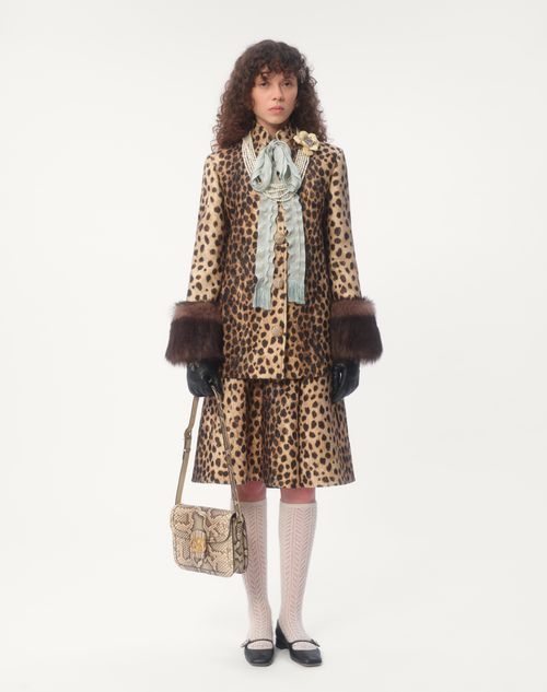 Valentino ABRIGO DE PAÑO DE LANA ESTAMPADO CON MANCHAS DE JAGUAR En oferta