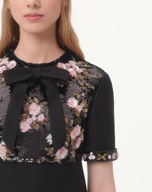 Valentino VESTIDO DE CREPE COUTURE CORTO Y BORDADO Libre de impuestos