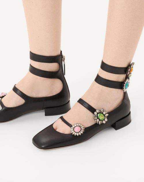 Valentino BALLERINA PRESHOES DE CABRITILLA CON CORREAS BOTONES DE JOYERÍA Y TACÓN DE 20 MM Tienda