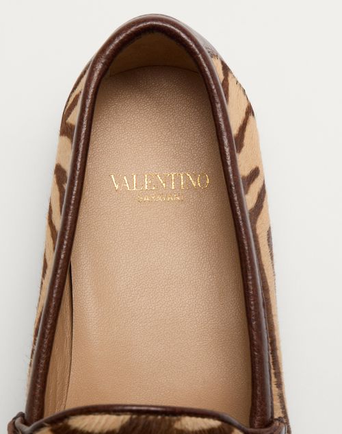 Valentino MOCASÍN VLOGO SIGNATURE DE CUERO DE BECERRO CON EFECTO PONY CON TACÓN DE 20 MM Solo queda un día