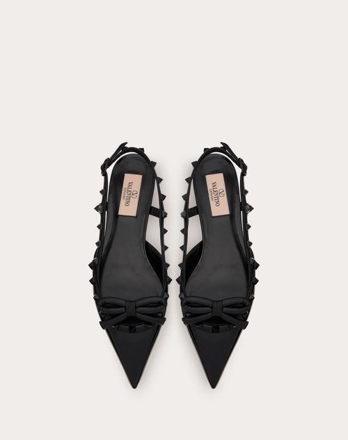 Valentino BALLERINAS ROCKSTUD DE CHAROL CON MOÑO Y CORREAS TRASERAS Y STUDS TONO SOBRE TONO Últimos 3 días