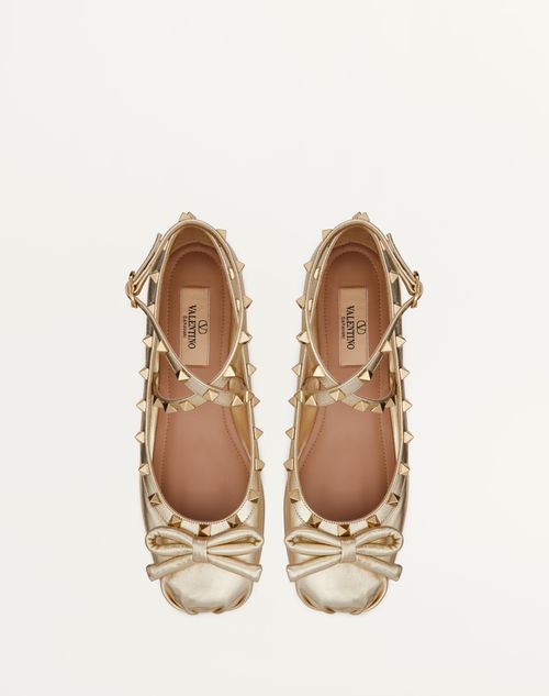 Valentino BALLERINA ROCKSTUD DE CUERO NAPA LAMINADO Promoción por tiempo limitado