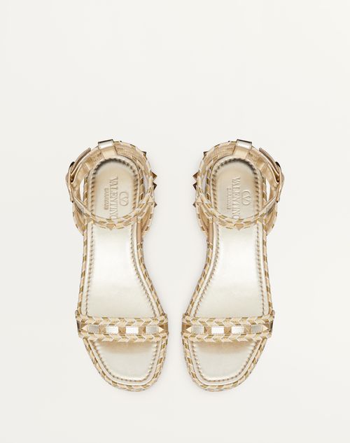 Valentino SANDALIA ROCKSTUD FLATFORM DE CUERO NAPA LAMINADO CON TACÓN DE 45 MM Rebajas baratas
