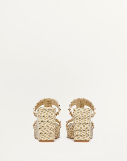 Valentino SANDALIA ROCKSTUD CUERO NAPA LAMINADO CON TACÓN EN CUÑA DE 90 MM Los más vendidos