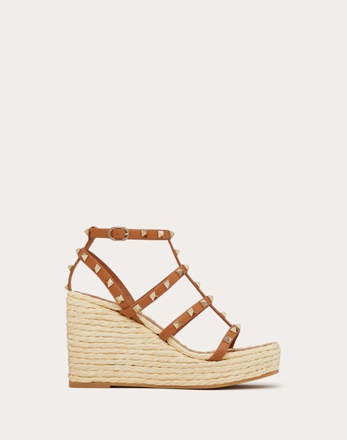 Valentino SANDALIAS ROCKSTUD CON TACÓN EN CUÑA DE 95 MM Y CORREAS DE CUERO DE BECERRO