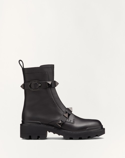 Valentino BOTAS MILITARES ROMAN STUD DE PIEL DE BECERRO CON TACHUELAS EN EL MISMO TONO Y TACÓN DE 40 MM