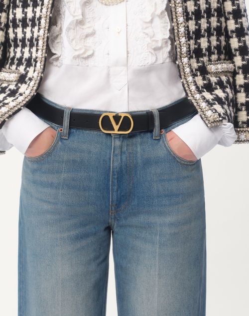 Valentino CINTURÓN VLOGO SIGNATURE EN CUERO DE BECERRO CON BRILLO DE 30 MM Envío internacional gratuito