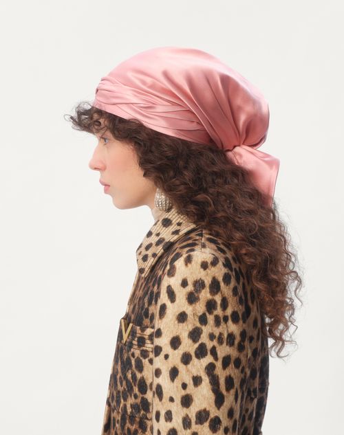 Valentino TURBANTE CON TRENZAS DE SEDA Devoluciones gratuitas