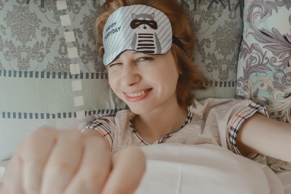 Mimub Mejorar el Feng Shui en una cama contra la pared ¿es posible?
