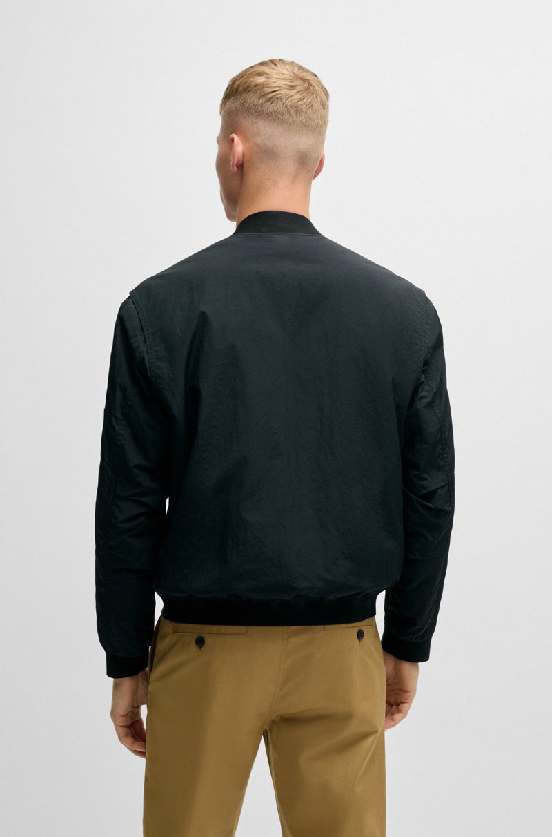 Hugo Boss Chaqueta bomber repelente al agua con insignia de logo En oferta