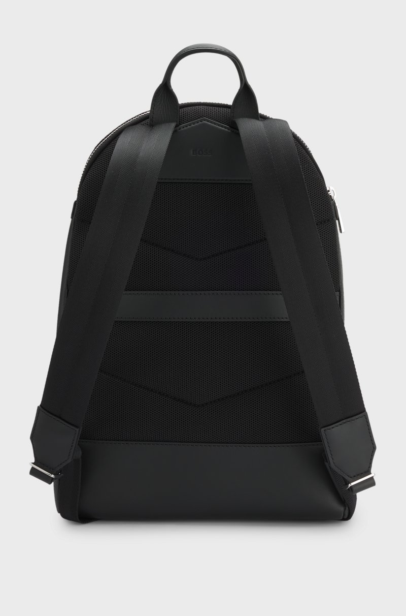 Hugo Boss Mochila de piel italiana granulada con compartimento para dispositivos Ahorra y exporta