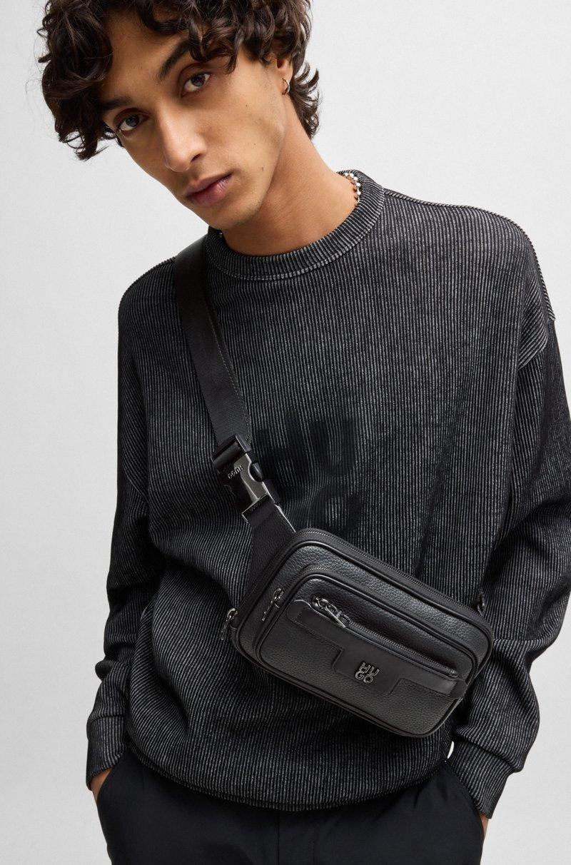 Hugo Boss Bolso de bandolera en piel sintética granulada con detalle de logo apilado Rebajas baratas