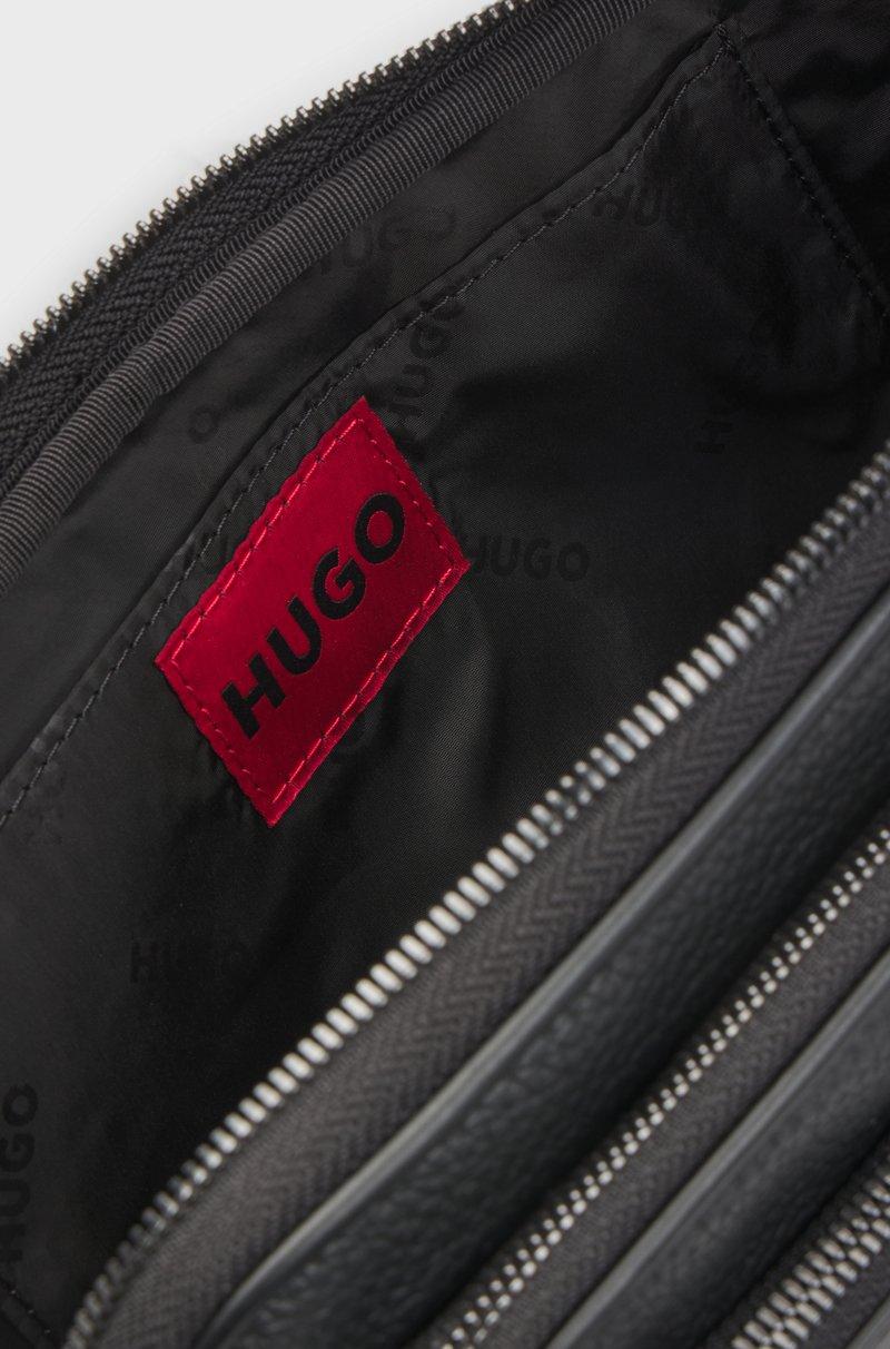 Hugo Boss Bolso de bandolera en piel sintética granulada con detalle de logo apilado Rebajas baratas
