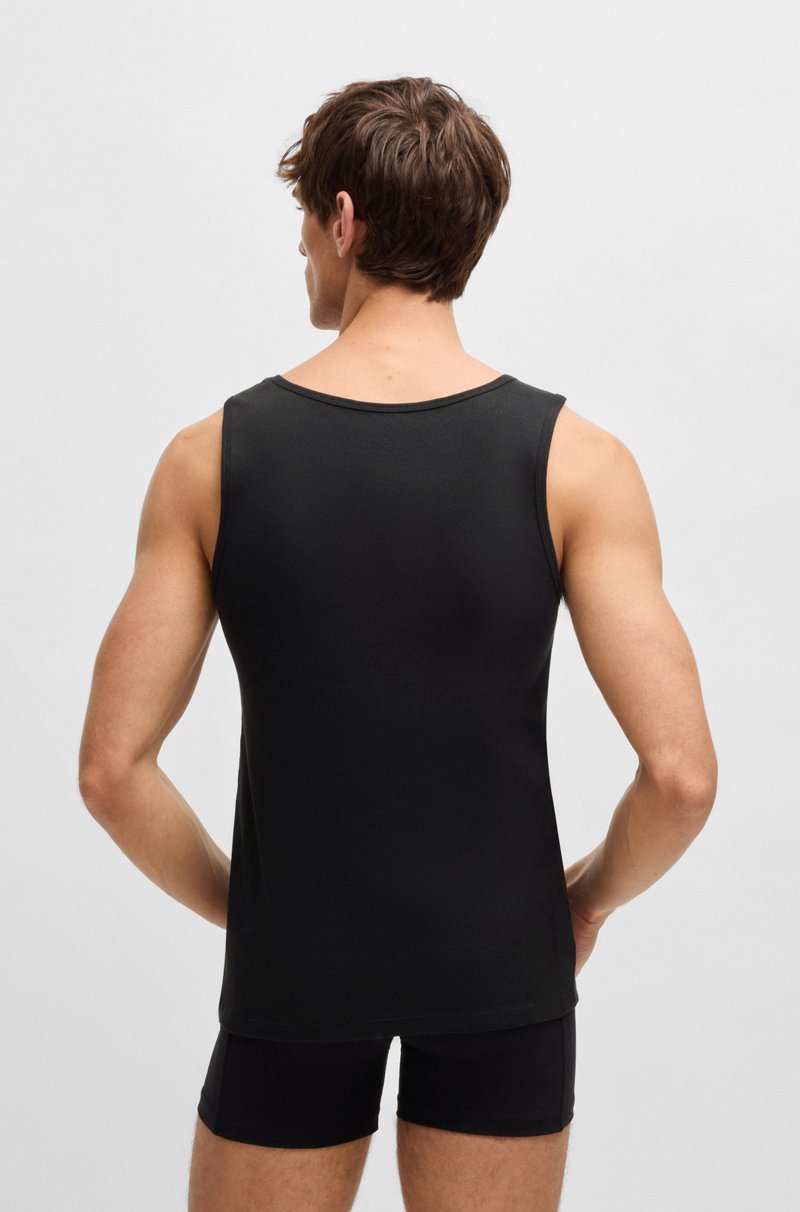 Hugo Boss Paquete de tres camisetas de tirantes de algodón con logo bordado Promoción trimestral