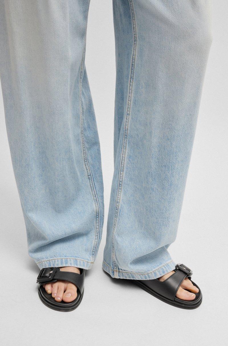Hugo Boss Chanclas de piel con dos tiras con hebilla Últimos 2 días
