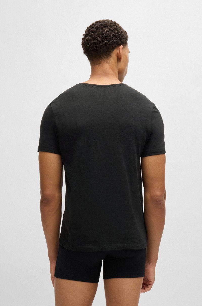 Hugo Boss Paquete de tres camisetas de algodón con logo bordado Ofertas de temporada