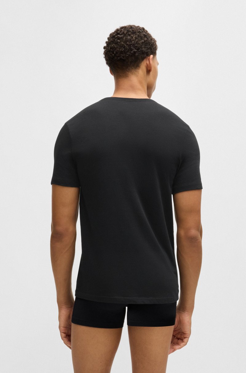 Hugo Boss Paquete de tres camisetas de algodón con logo bordado 2025