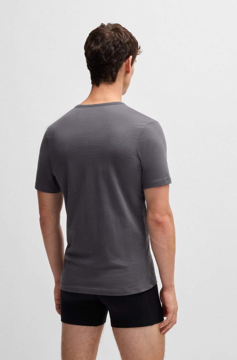 Hugo Boss Paquete de tres camisetas de algodón con logo bordado Envío gratis