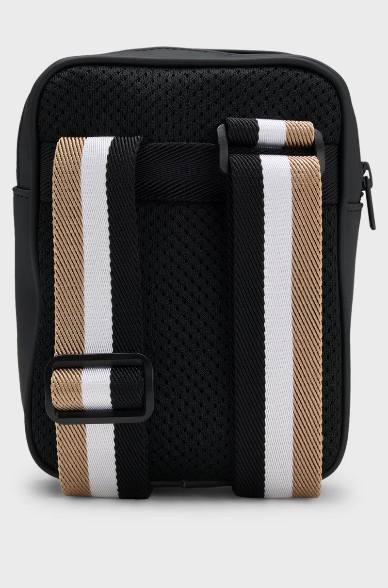Hugo Boss Bandolera para niños con logo y rayas de la marca en la correa Liquidación