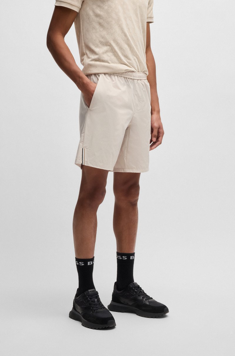 Hugo Boss Shorts de tenis activos en tejido superelástico de secado rápido Última moda