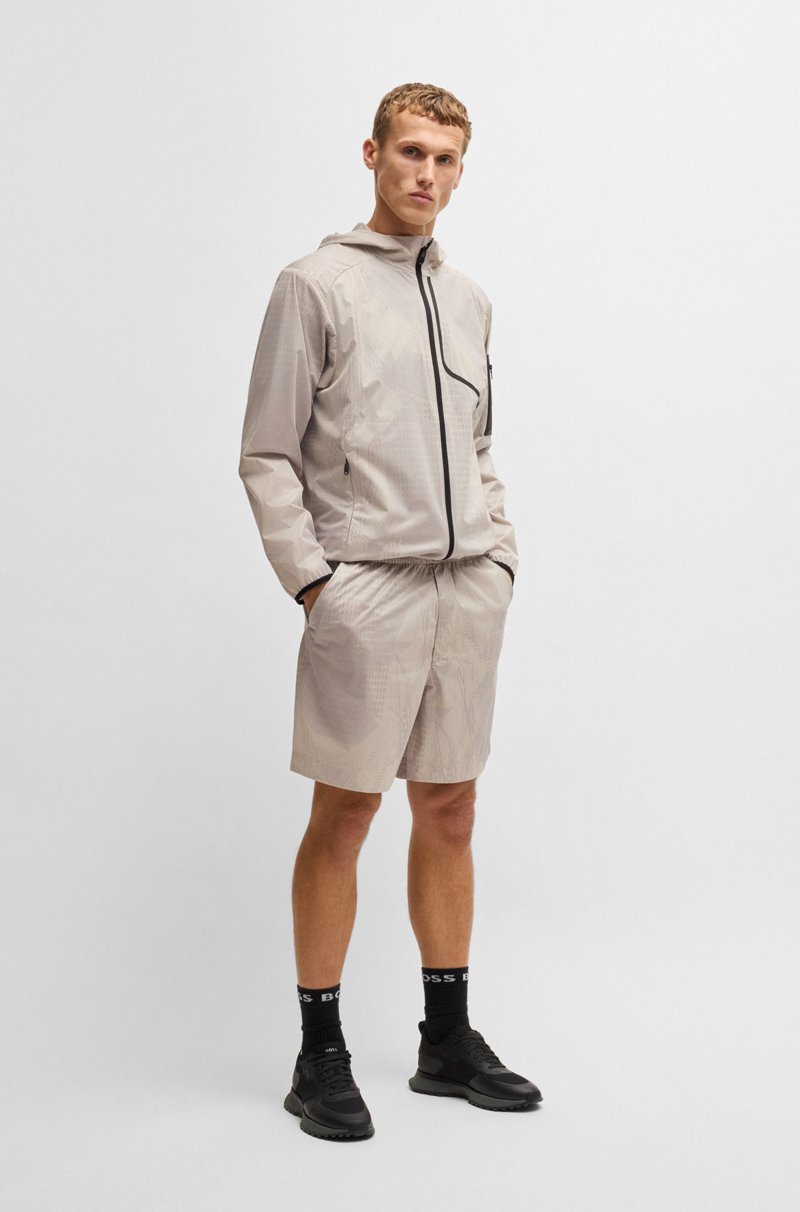 Hugo Boss Shorts de estilo activo de malla laminada con estampado integral 2025