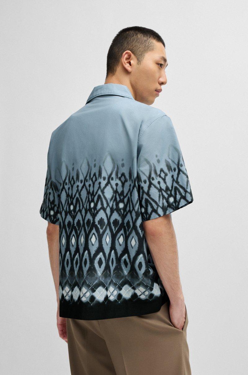Hugo Boss Camisa oversize fit de algodón con estampado pintado a mano Últimos 3 días
