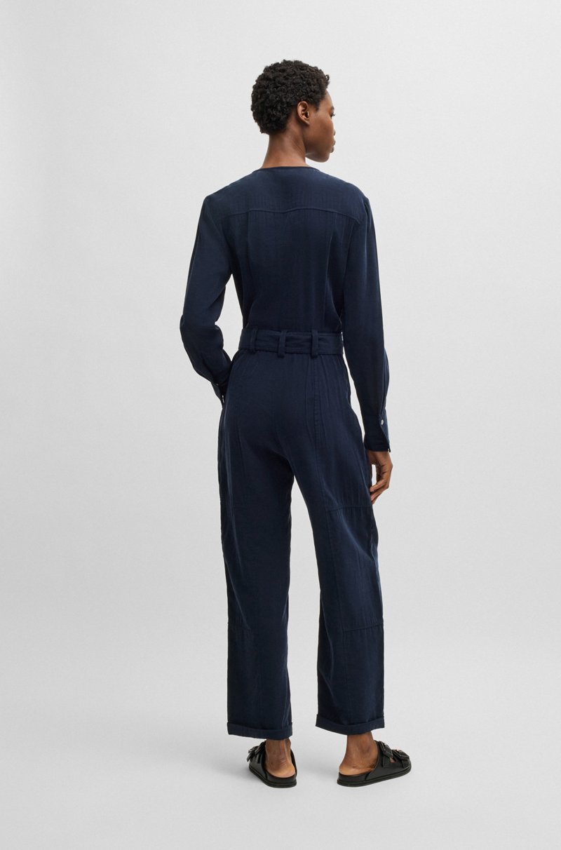 Hugo Boss Mono con cinturón y tapeta de botones automáticos Tienda