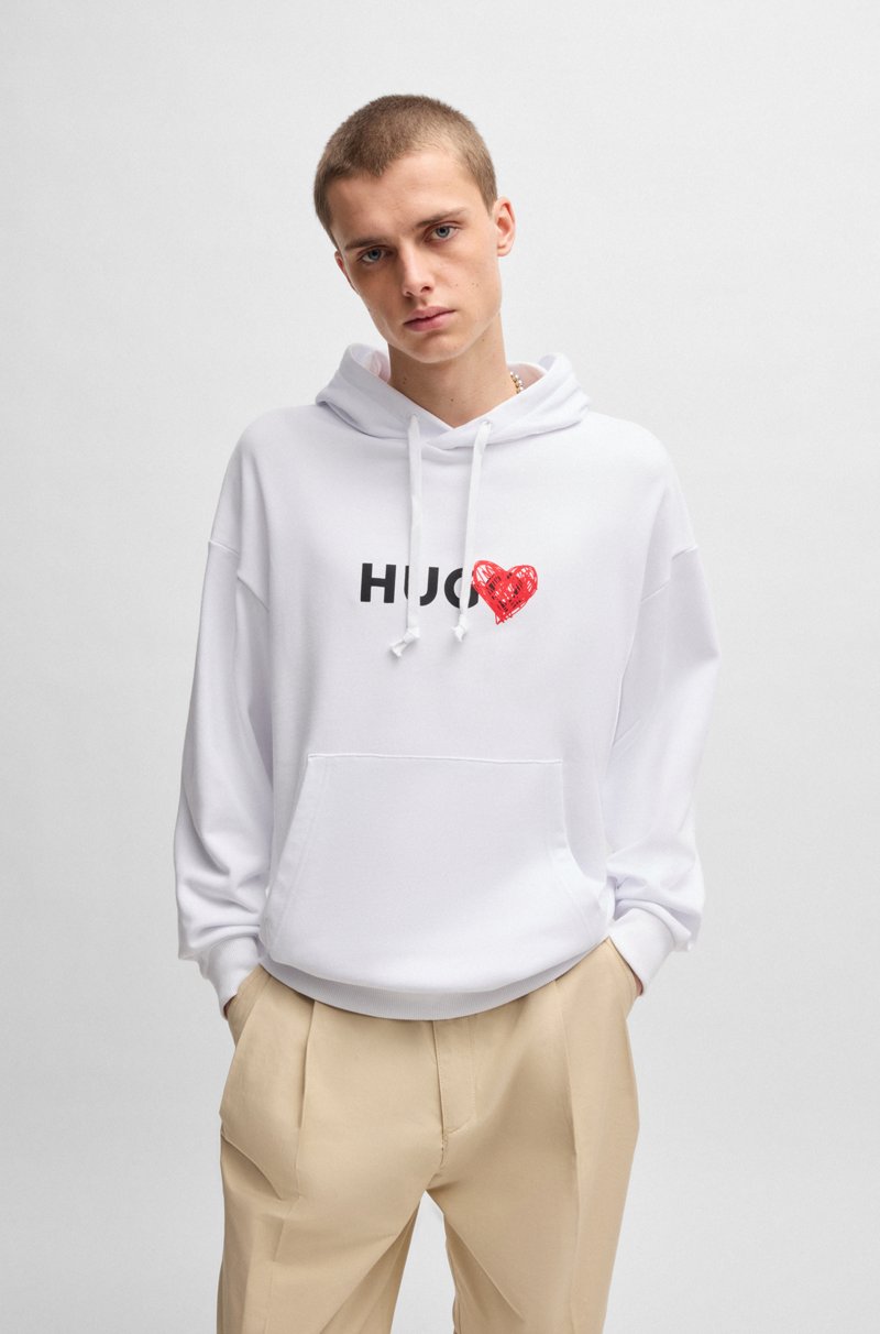 Hugo Boss Prenda con capucha en felpa de algodón con eslogan y gráficos de corazones Mejor oferta