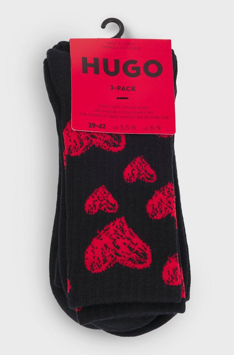 Hugo Boss Paquete de tres pares de calcetines cortos con motivos de corazón Envío gratis