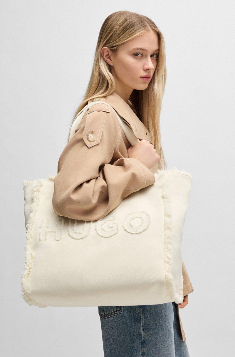 Hugo Boss Bolso tote de lona con ribetes de flecos En oferta