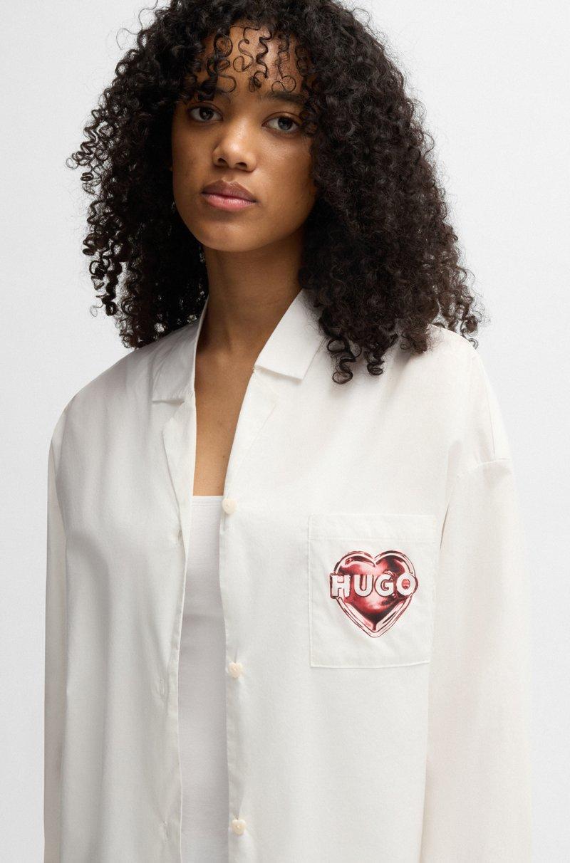 Hugo Boss Camisa de noche en popelín de algodón con logo de corazón estampado Ofertas especiales