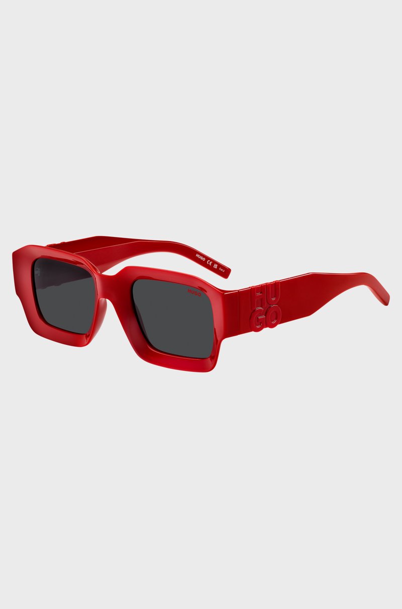 Hugo Boss Gafas de sol rojas con logo apilado en las patillas