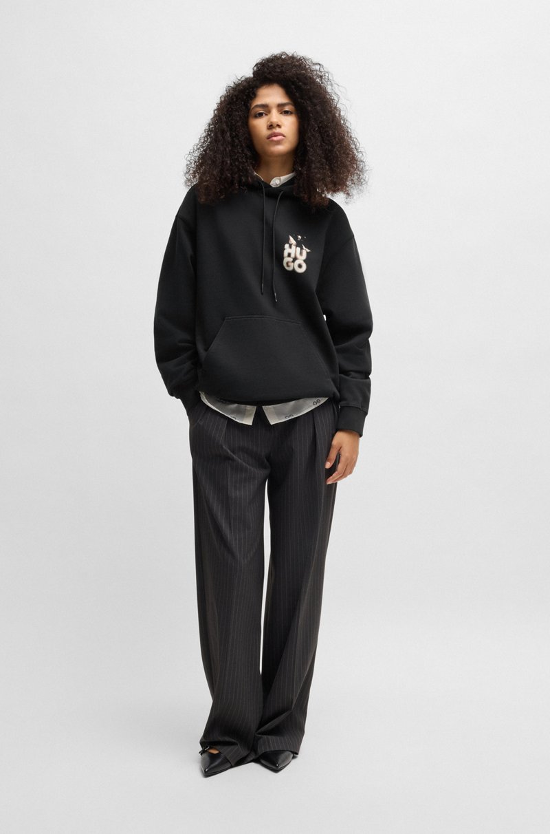 Hugo Boss Sudadera con capucha relaxed fit de felpa de rizo con ilustración de temporada Venta caliente