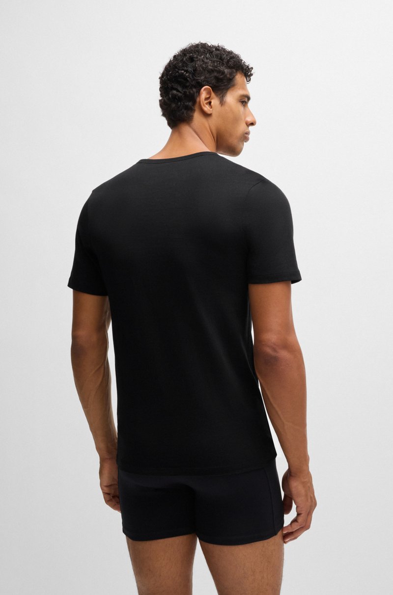 Hugo Boss Paquete de tres camisetas de punto de algodón con cuello en pico Último día