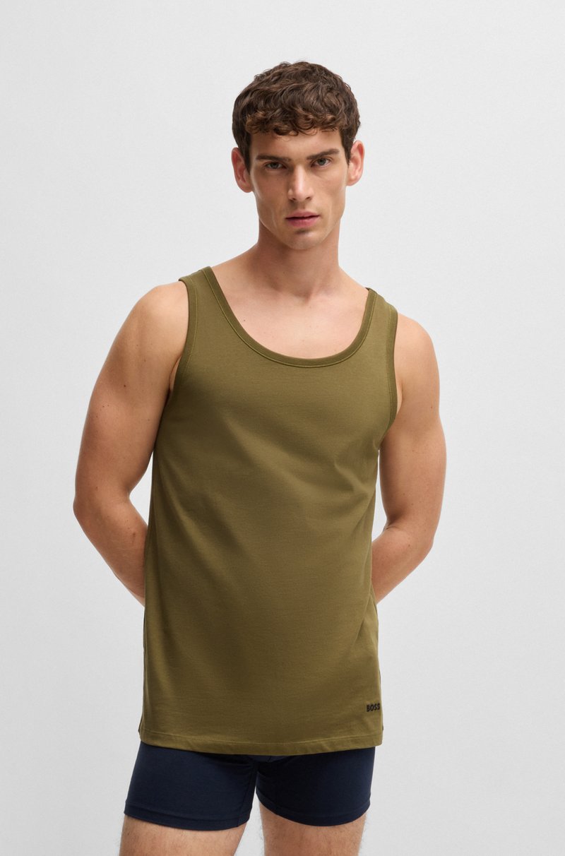 Hugo Boss Paquete de tres camisetas interiores de algodón con logos bordados Ahorra y exporta