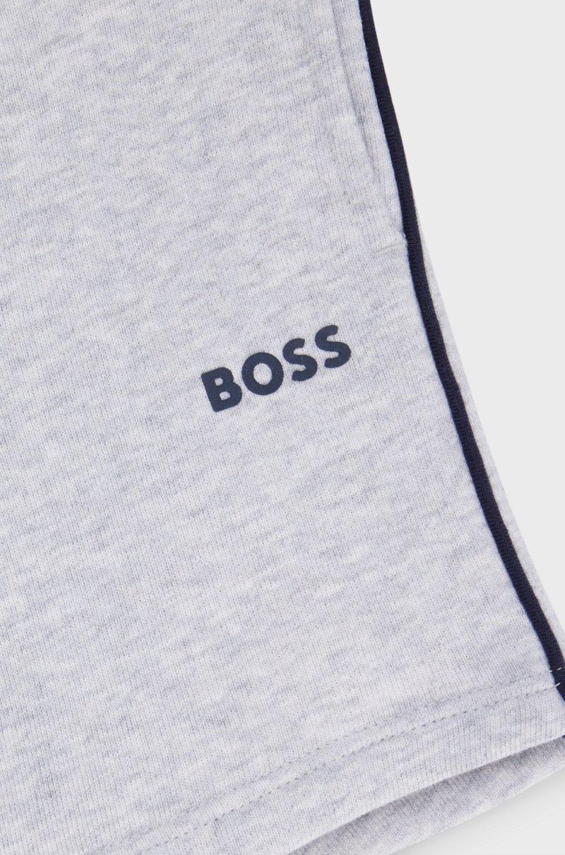 Hugo Boss Shorts para niños en mezcla de algodón con rayas y logo Últimos 2 días