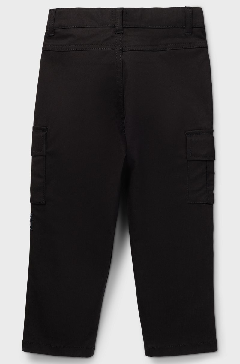 Hugo Boss Pantalones tapered fit en sarga de algodón elástico para niños Solo hoy