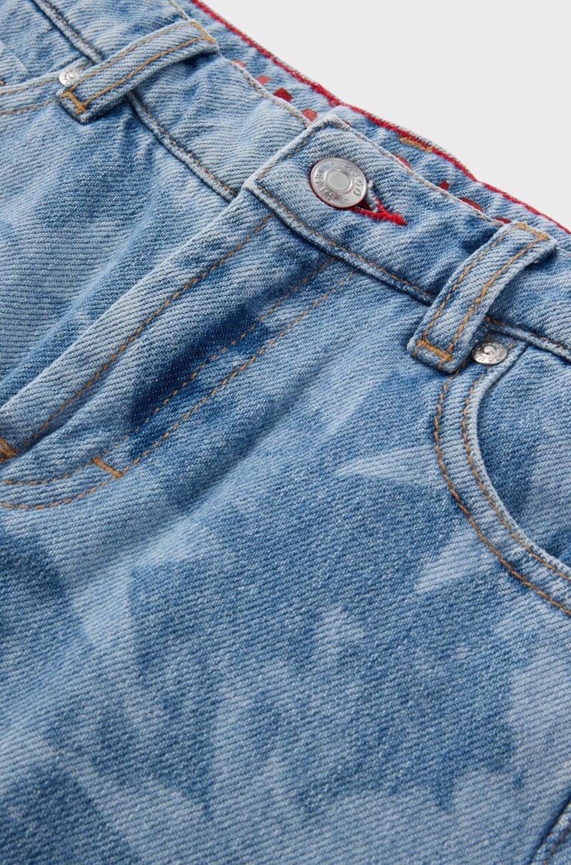 Hugo Boss Vaqueros relaxed fit para niños en denim de algodón con estampado de estrellas Mejor oferta
