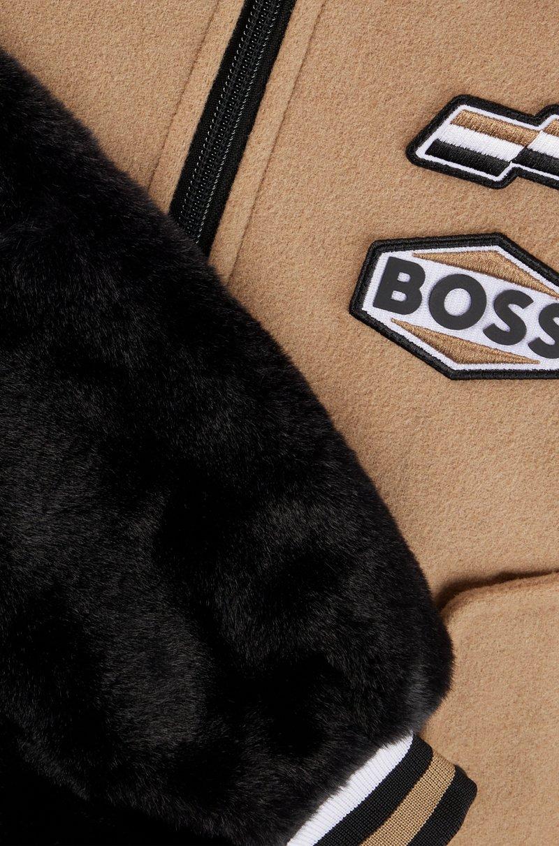 Hugo Boss Cazadora bomber para niños con parches de la marca ÚLTIMAS EDICIONES