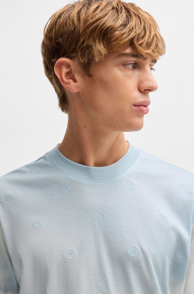Hugo Boss Camiseta con ilustración de nubes y monogramas Double B Solo hoy
