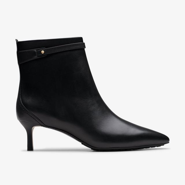 Clarks Adela Up en cuero negro Botas
